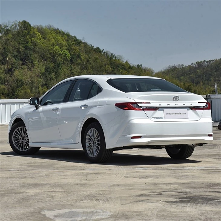 2024 GAC Toyota Camry 4-door 5-seater sedan